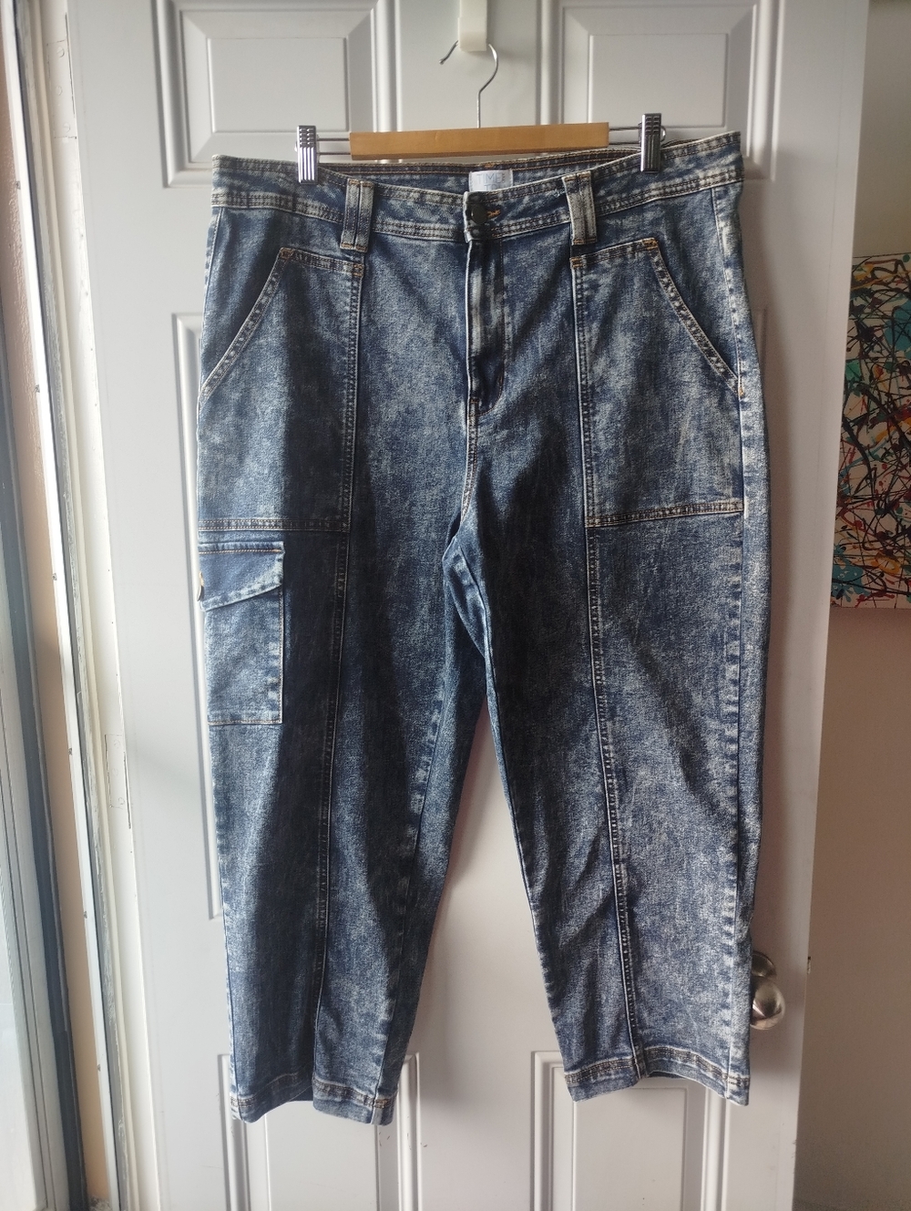 Time And Tru Relaxed Cropped Fit Jeans